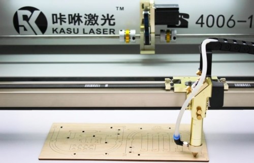 1木材胶合板和竹子激光切割.jpg 1木材胶合板和竹子激光切割.jpg